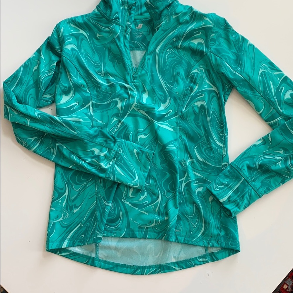 Long Sleeve Active Top Green Tie dye Swirl